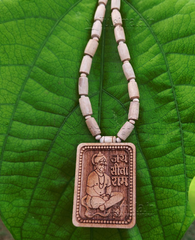 TULSI KANTHI MALA